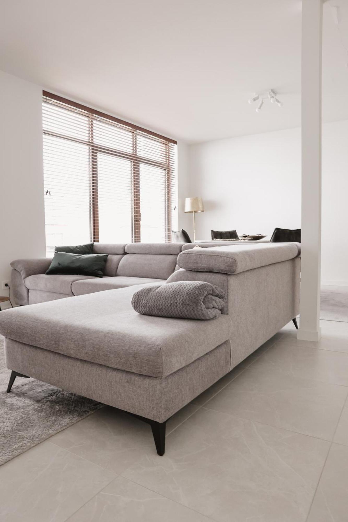 Brand New Apartment Sint-Niklaas Luaran gambar