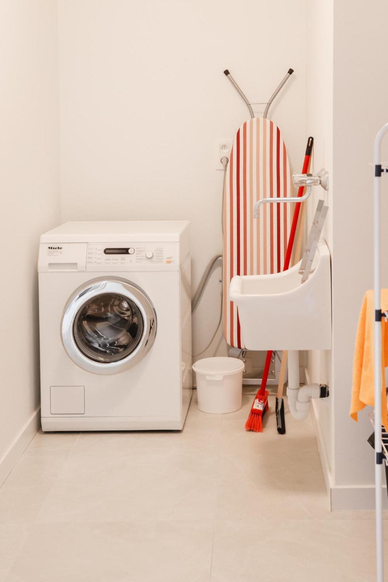 Brand New Apartment Sint-Niklaas Luaran gambar