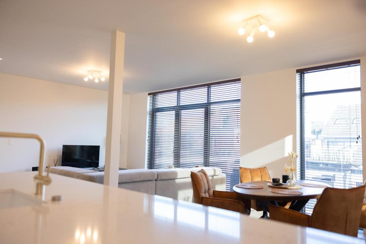 Brand New Apartment Sint-Niklaas Luaran gambar